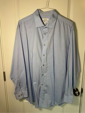 Calvin Klein Light Blue Long-Sleeve Dress Shirt